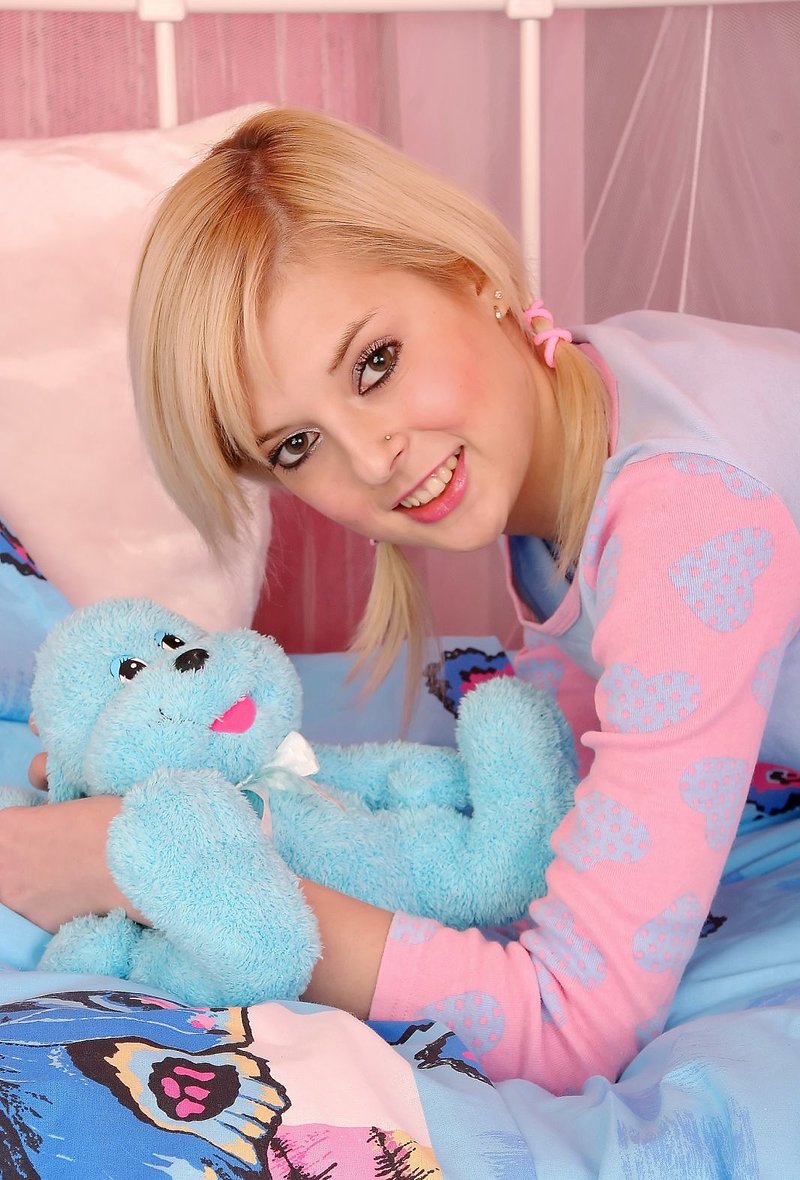 Олунька, 23 года, 2 размер груди